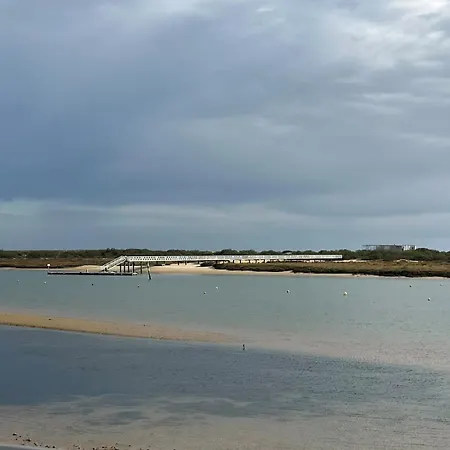De Tavira *